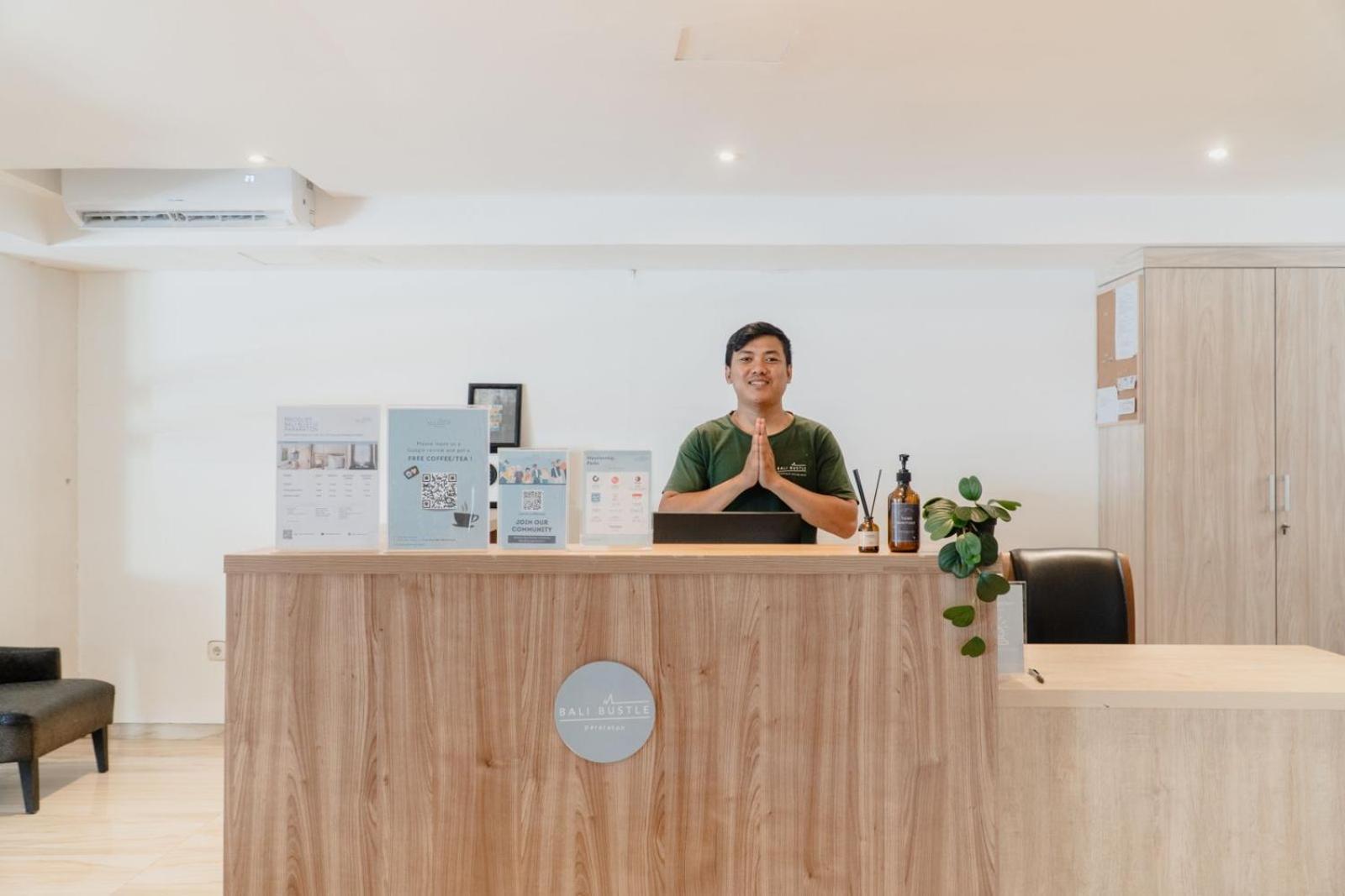 Bali Bustle Pararaton Coliving And Coworking Space Legian  Luaran gambar